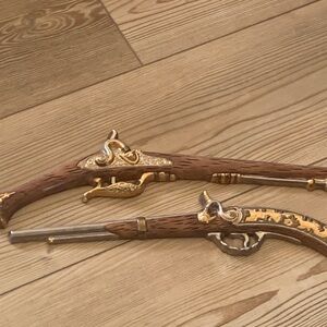 Holland Mold Flintlock Replica Pistols Set -